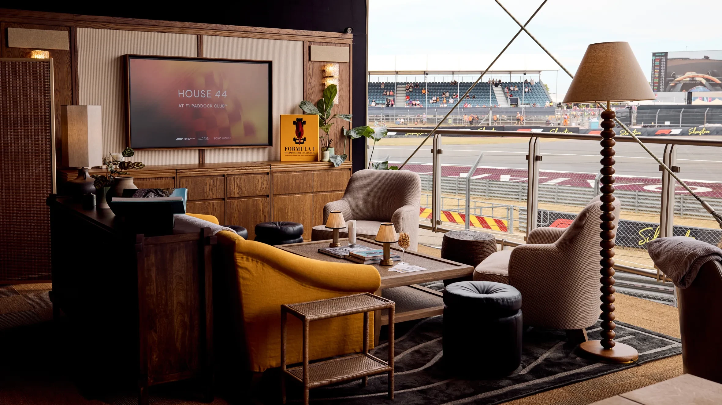 Bespoke — The London Edit